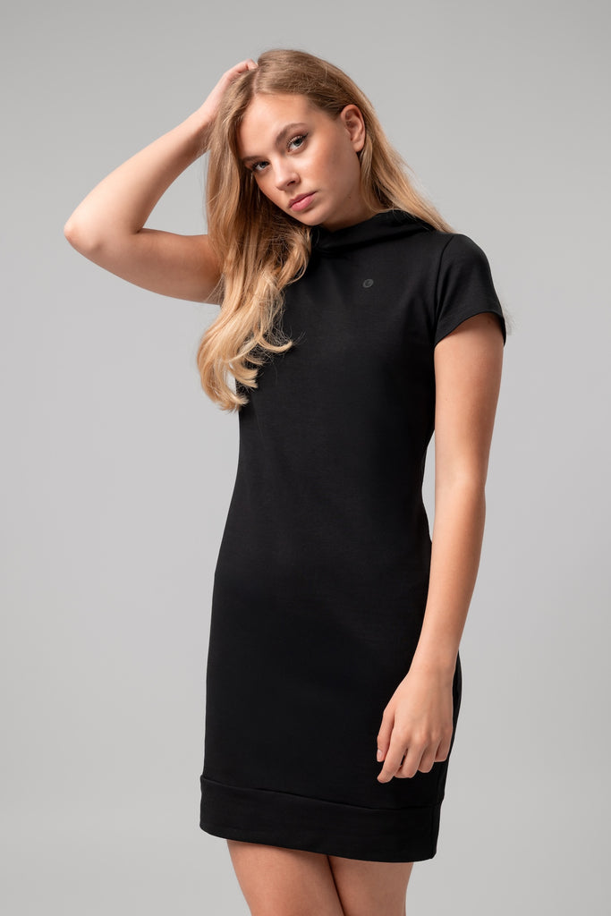 lelosi kleita maja 0